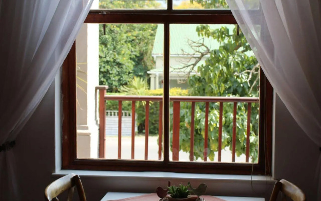 Flametree Guesthouse