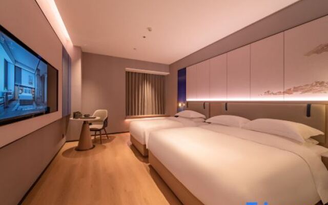 MEHOOD LESTIE(Guilin North Railway Station Wanda Hotel)