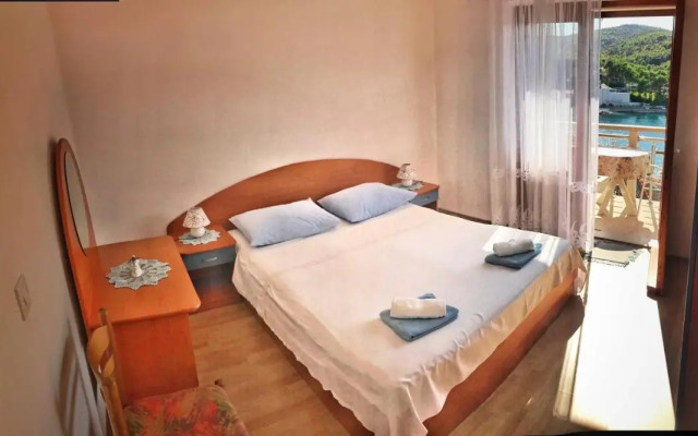 Apartment Povlja 14399c