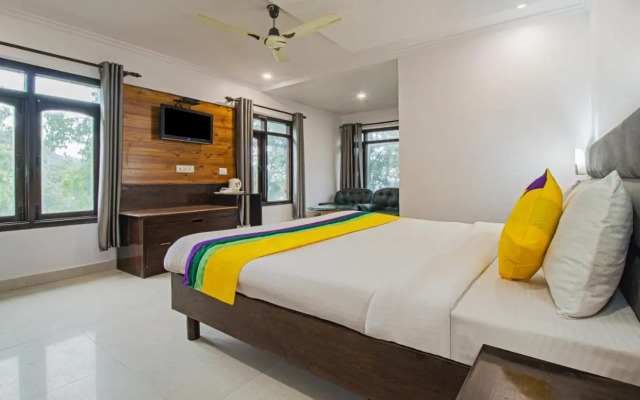 Hotel Peak View, 300 Mts From Mall Road