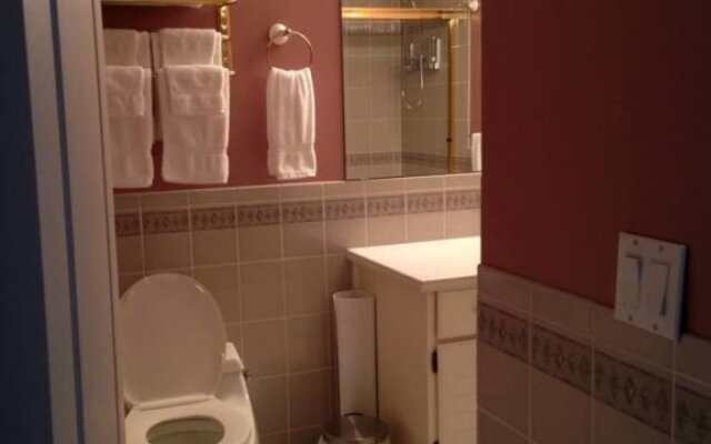 Harrison Lakehouse Vacation Home - House Rental