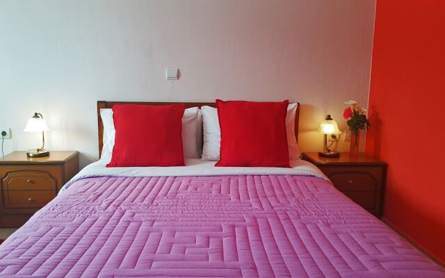 Paradosi Rooms & Apartments
