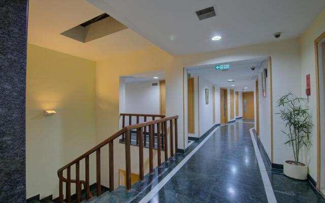 Tristar Service Apartments