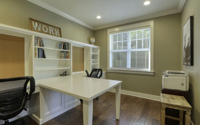 552 Paseo Street 4 Bedroom Home by Redawning