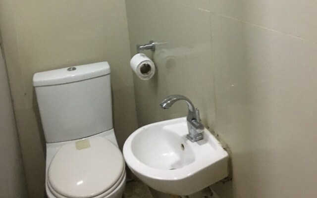 Parktonian Hotel Ikate