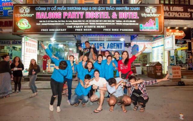 Halong Party Hostel