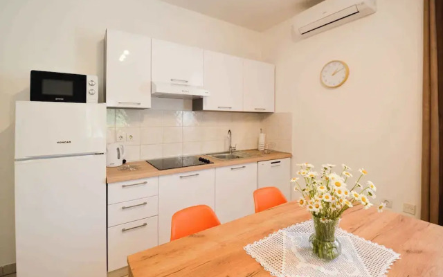 Apartments in Stinjan/istrien 8432
