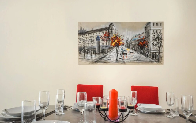 2BR Maisonette Pool - Walk to Beach