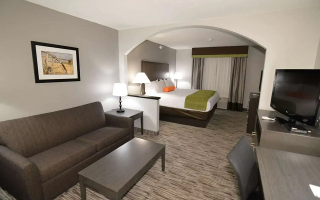 Best Western Plus Liberal Hotel & Suites