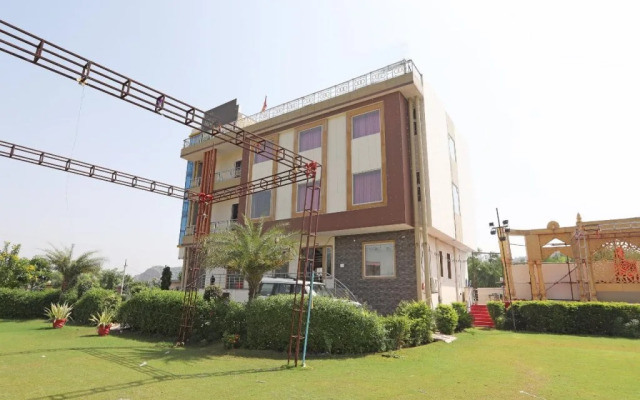 Golden Bagh Resort