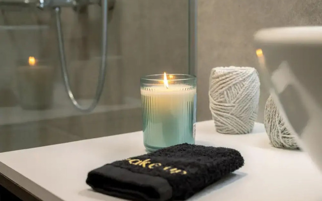 Peacock's Apartments