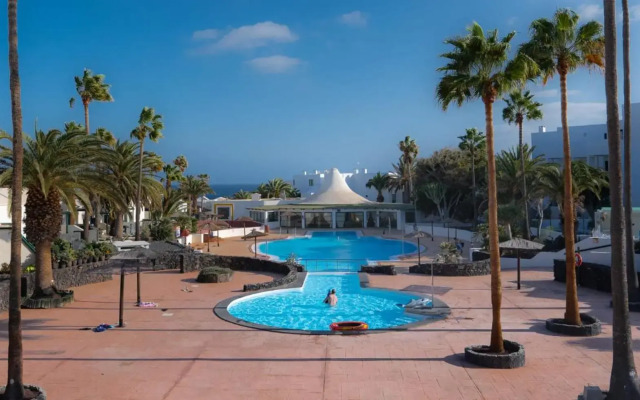 luxury casa playa roca bord de mer