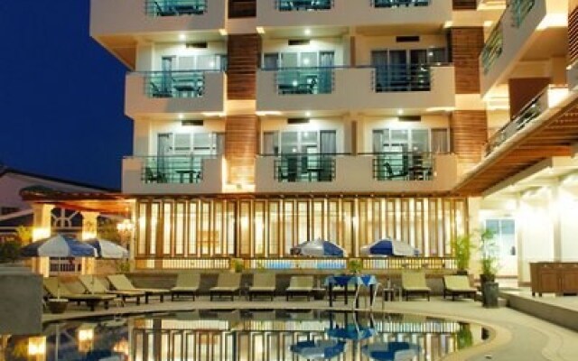 First Residence Hotel
