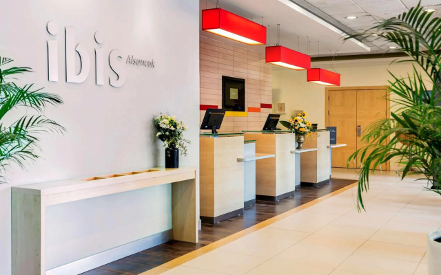 ibis Izmir Alsancak