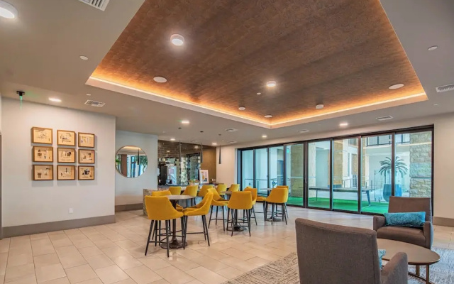 Scottsdale Grand