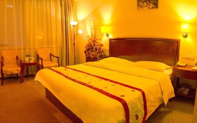 GreenTree Inn Dalian Zhoushuizi Airport Express Hotel