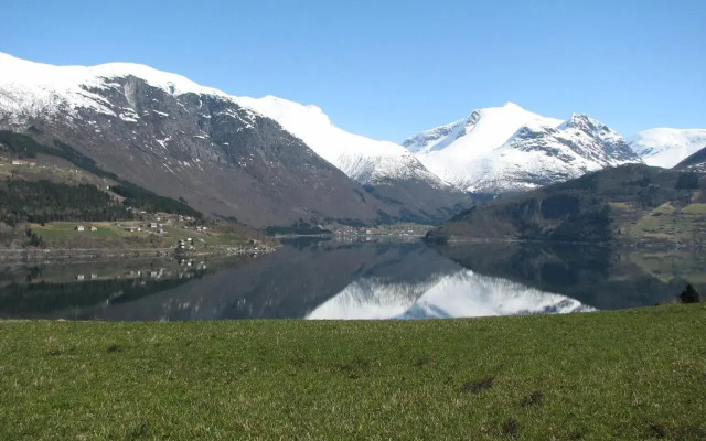 Olden Fjordhotel
