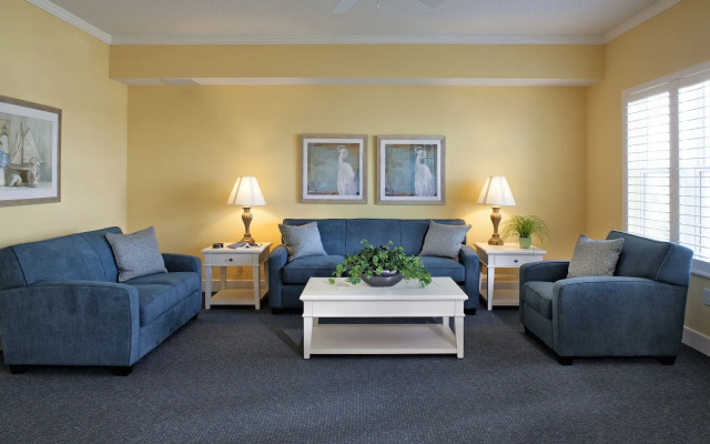 Bluewater Resort & Marina by Spinnaker Resorts