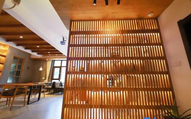 Xiaoshe Hostel