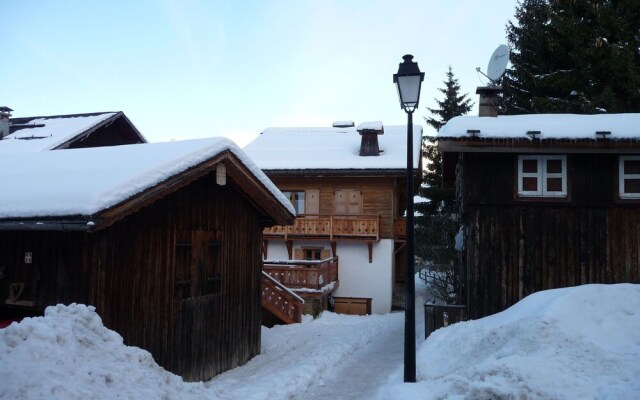 Rustic apartment in the center of Notre Dame de Bellecombe