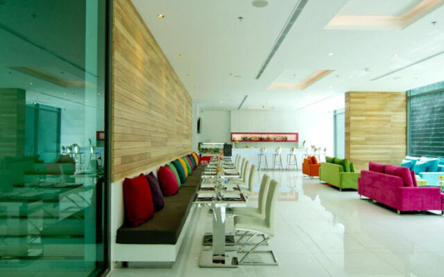 Seven Zea Chic Hotel