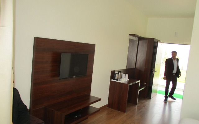 Sentara Hotel and Resort