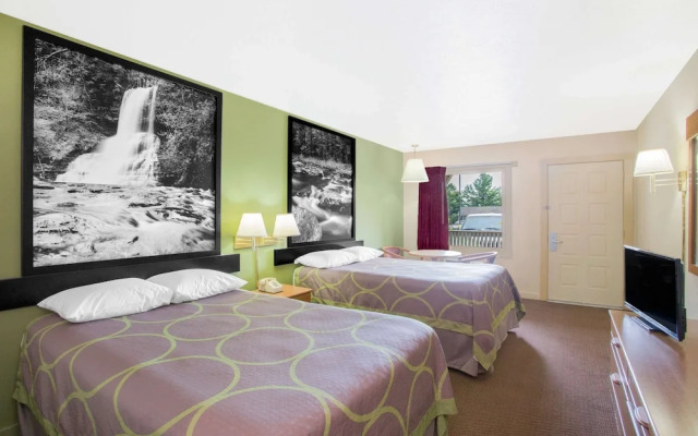 Super 8 Christiansburg