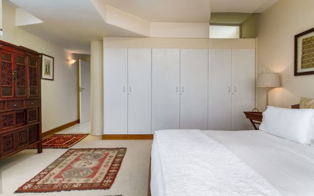 Balie Bay 1 - Adults Only