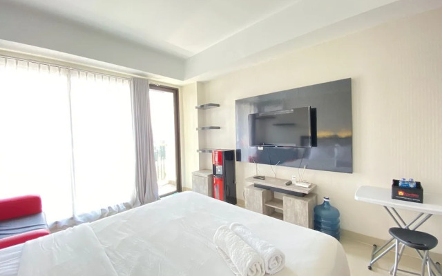 Bright Studio Room at Beverly Dago Apartment