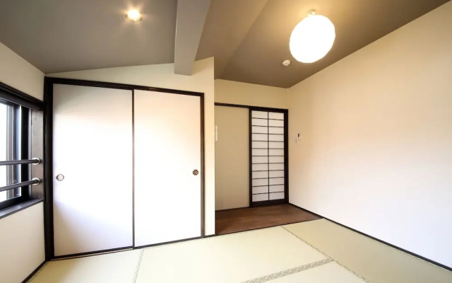 Guest House Nishijin Yui