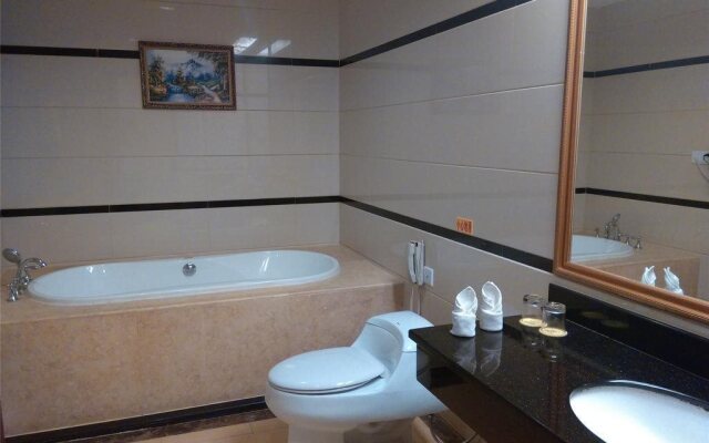 Wuzhishan Huajue Business Hotel