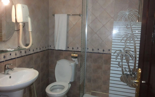Gulf Hotel Apartment