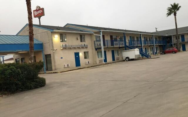Blue Way Inn By Jasper Near Frost Bank Center