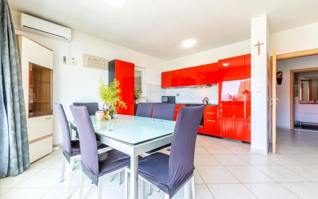 Nice Home in Stanici With Wifi and 3 Bedrooms