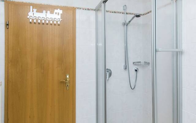 Beautiful property (65 m) with terrace and a small garden.