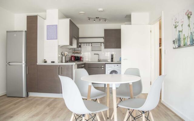 Modern Wandsworth Apartment
