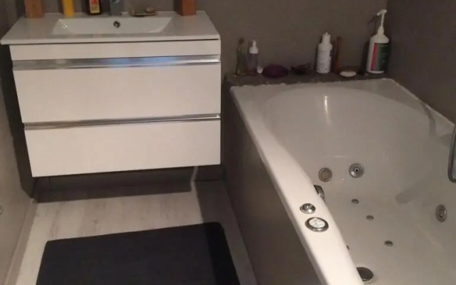 APPARTEMENT CONLEAU VANNES une Chambre WIFI