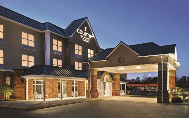 Country Inn & Suites by Radisson, Petersburg, VA