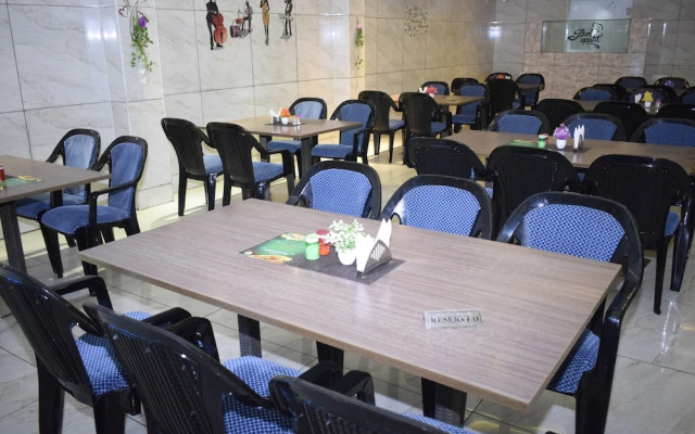 Hotel Aksharadha