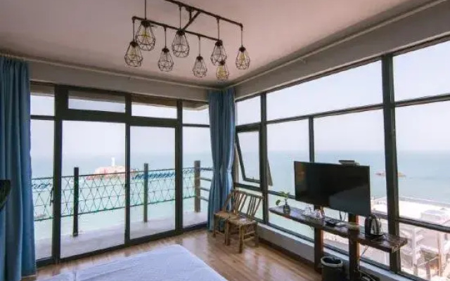 Dahai Zhizi Inn