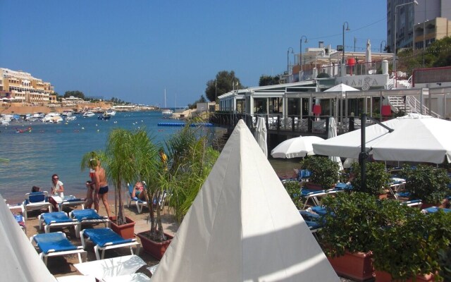 Apartment With Pool Near Beach In St Julians