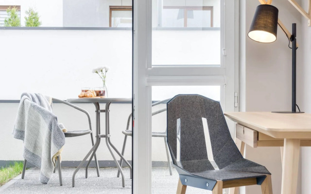 Elite Apartments Blue