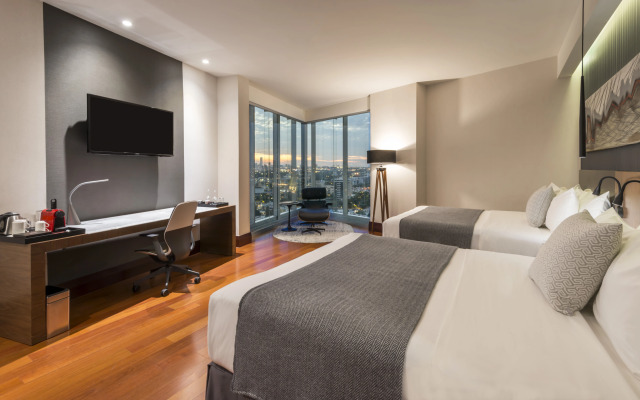 NH Collection Guadalajara Providencia