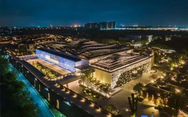 Yanguan Chaolezhicheng Themed Inn