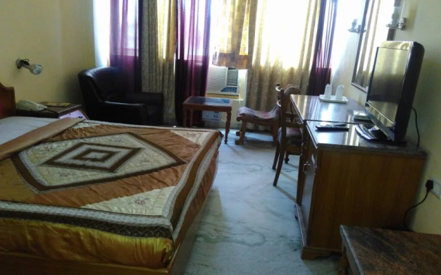 Sarao Hotel