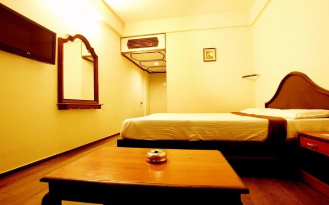 Hotel Royale Heritage
