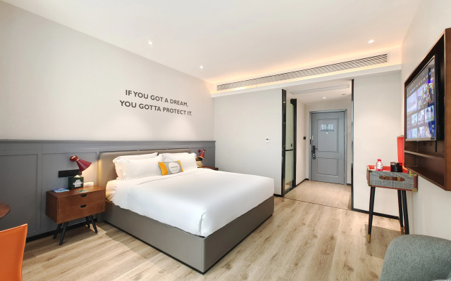 City Comfort Premier Hotel (Luocheng Chengzhong Building)