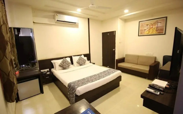 OYO Rooms Phulchhab Chowk II