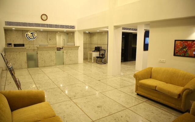 Rowan Tree by Poppys Chennai