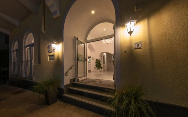 Hotel Noris
